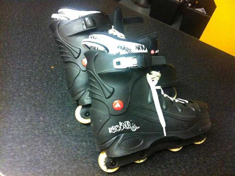 Agressive inline skates