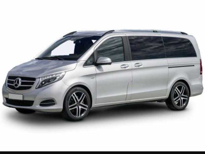 AIRPORT SERVICE IN LONDON MINI BUS 7 AND 8 SEATERS