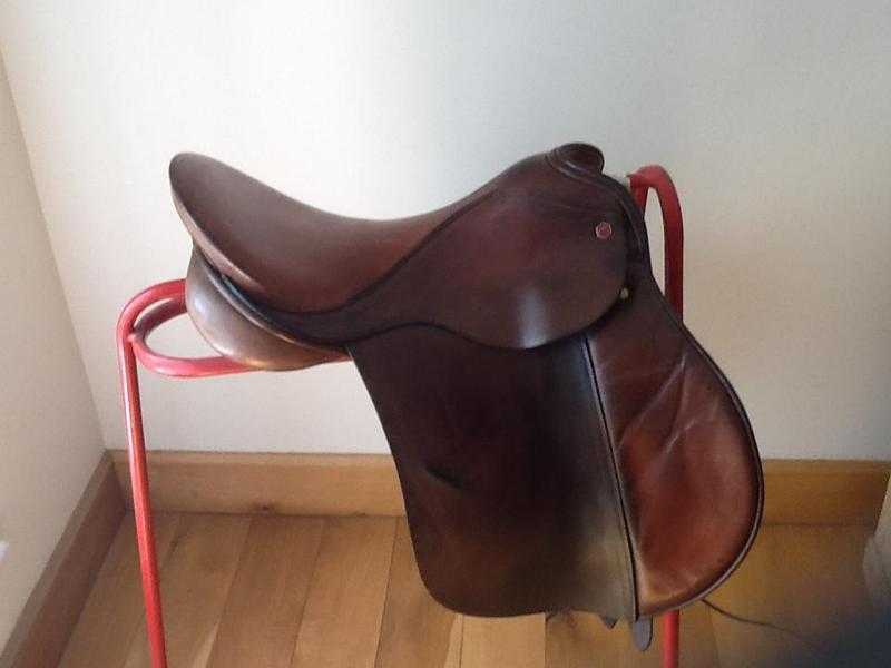 ALBION GP SADDLE FOR SALE