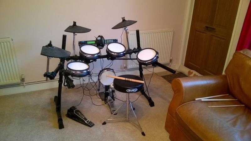 Alesis DM5 Drum Kit