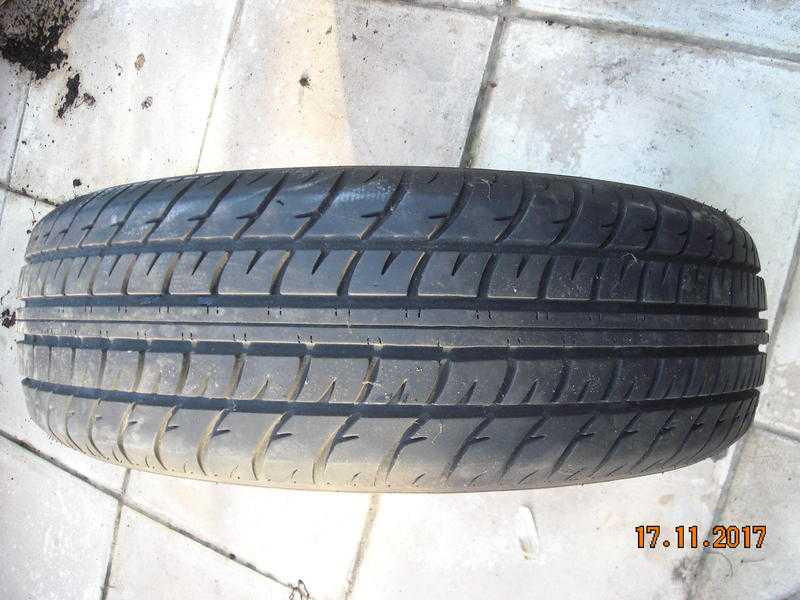 Almost new tyre , 1857014 - 15 only