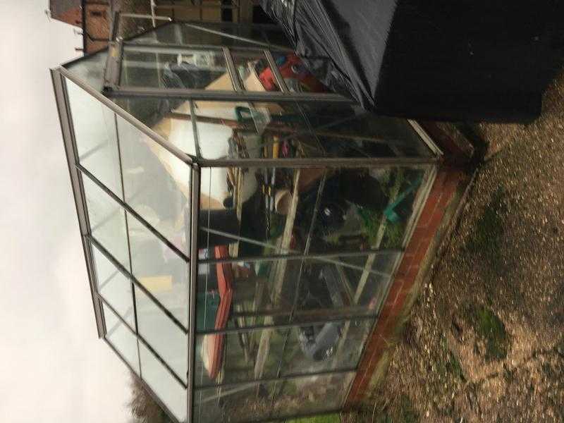 Aluminium greenhouse