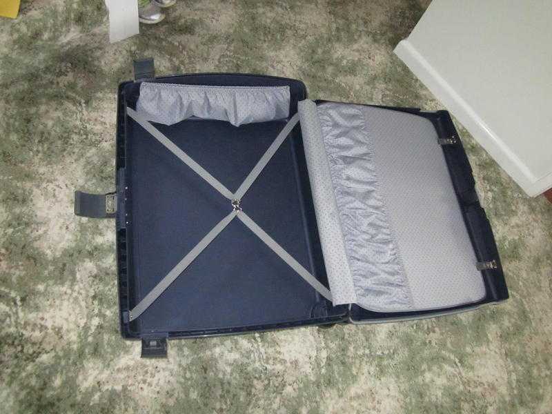 American tourister suit cases