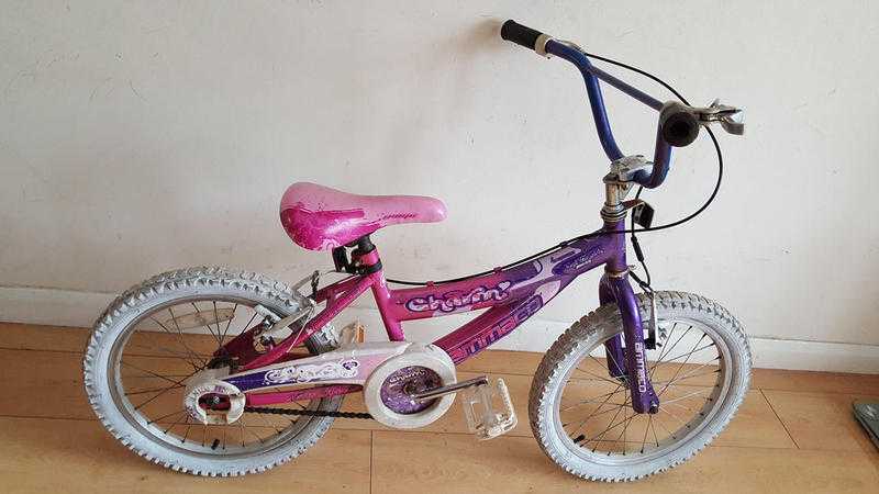 Ammaco Charm Girls bike. (Suit 6 yrs to 9 yrs).