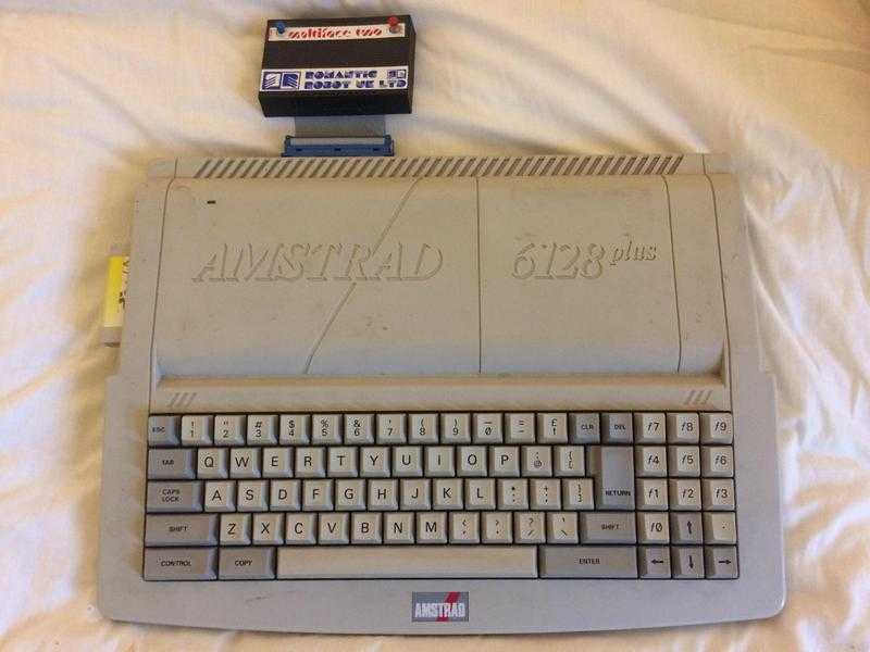Amstrad 6128 plus