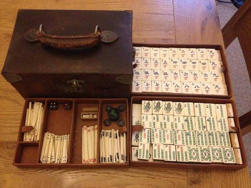 Antique 148 tile Bone amp Bamboo Mah Jong set in leather carry case