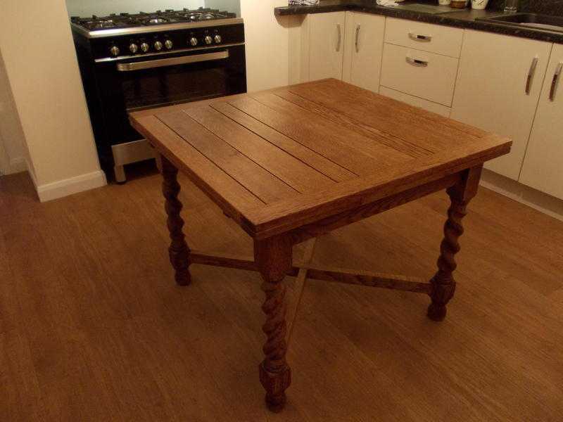 ANTIQUE OAK 1920s BARLEY TWIST DRAWLEAF DINING TABLE