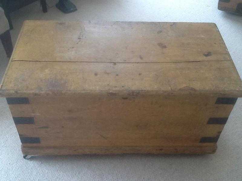 Antique pine box