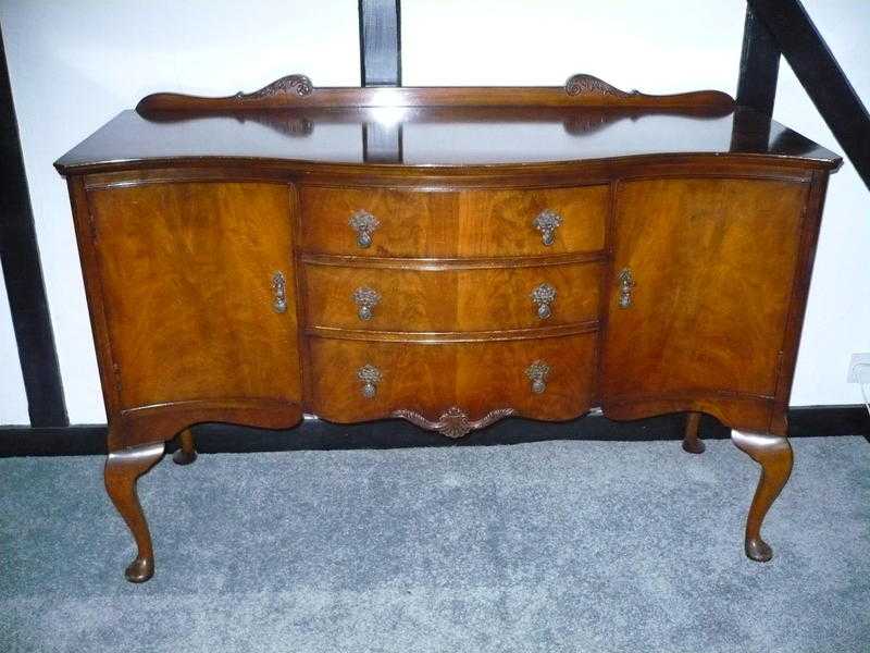 ANTIQUE SIDEBOARD