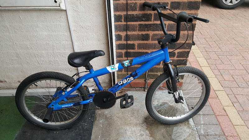 Apollo Chaos BMX Bike 20 inch wheels (Suit age 8 yrs to 16 yrs).