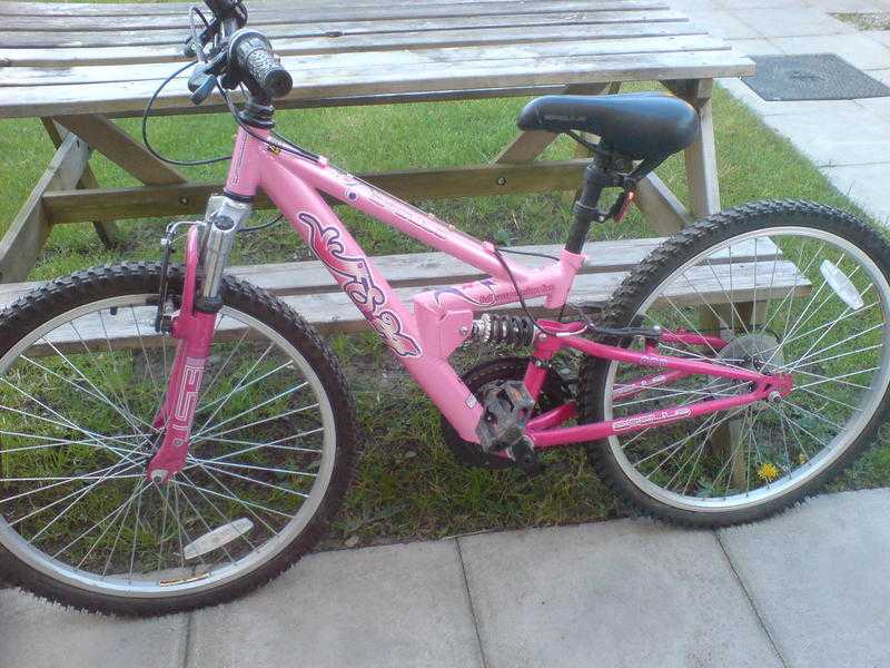 APOLLO FS24 PINK MOUNTAIN BIKE