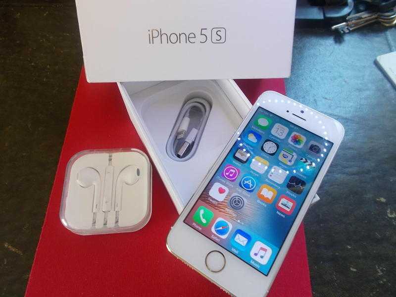 Apple iphone 5s 16gb unlocked to all networks complete with accessories in the original box