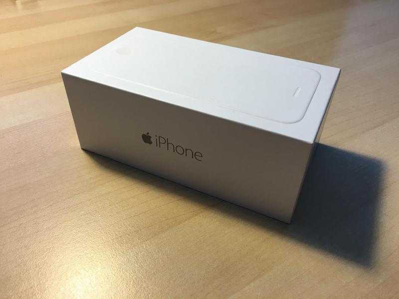 Apple iPhone 6 128gb (Space Grey) with Apple Leather Case