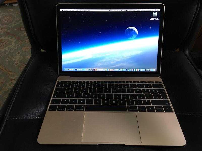 Apple MacBook (2016) - Intel m5  8GB ram 512GB SSD, APPLECARE TO April 2020  Office 2016