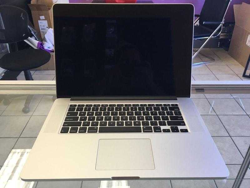 Apple MacBook Pro 15.4-Inch Laptop with Retina Display