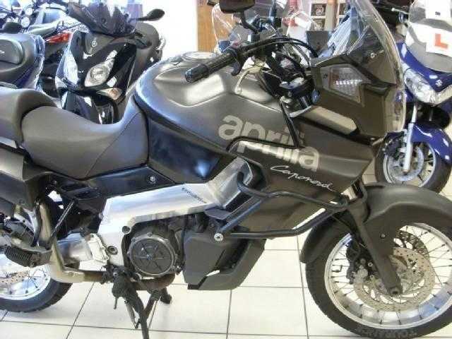 Aprilia ETV 1000 2003