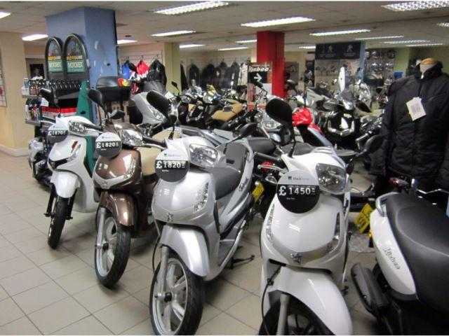 Aprilia SR