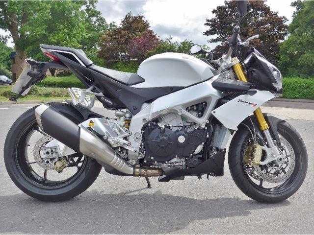 Aprilia Tuono 2015