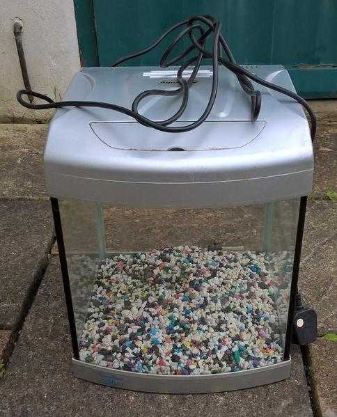 Aqua one starter Fish tank