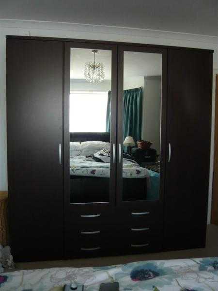 ARGOS HALLINGFORD 4 DOOR2 MIRROR WARDROBE