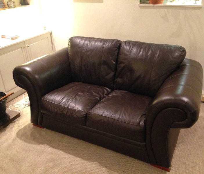 Arighi Bianchi 32 seater Sofa - Can help with delivery ,if needed