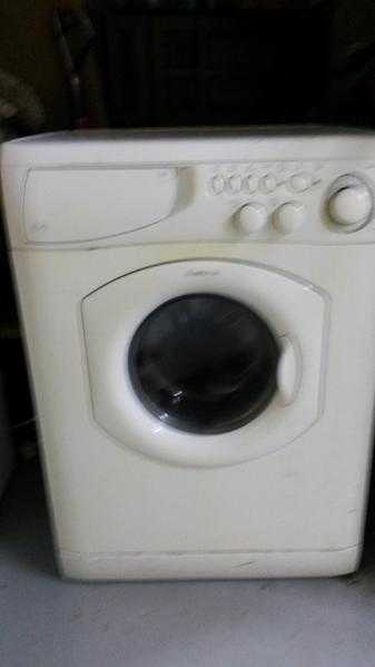 Ariston Margherita 2000 Washing Machine. Free to collector.