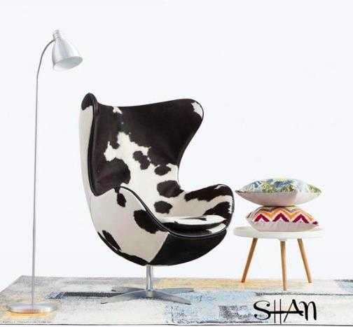 ARNE JACOBSEN EGG CHAIR