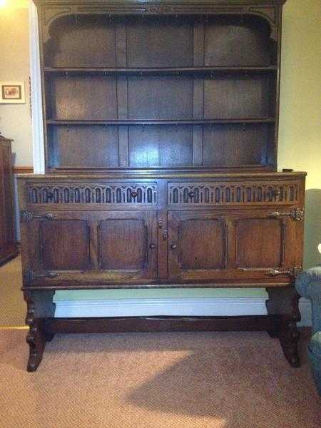 Art Deco dresser in oak