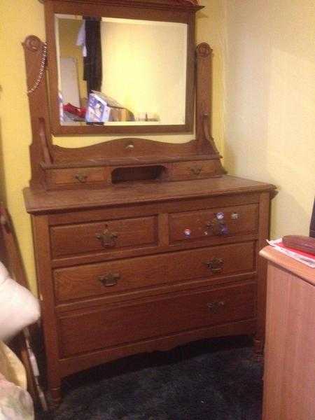 Art Deco Dressing Table with Mirror