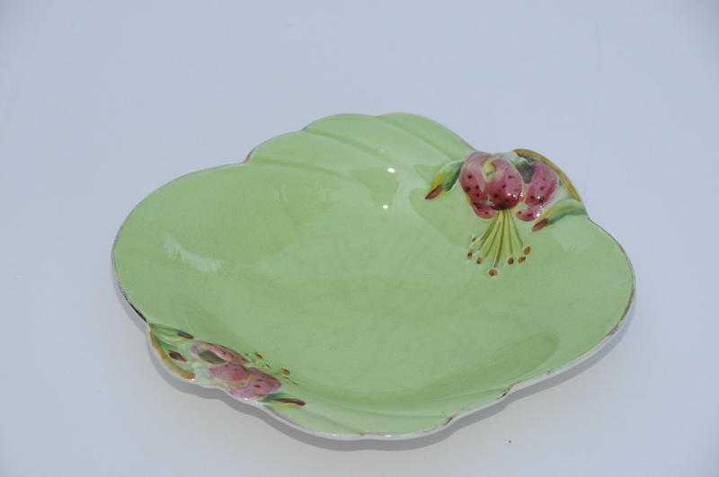 Art Deco Royal Winton Grimwades. Vintage 1920 - 1939  Green amp Pink Tiger Lily China Serving Dish.VGC