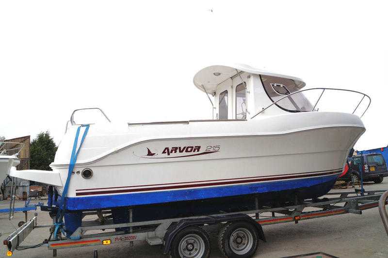 Arvor 215 Turbo Diesel 100 Hp 23ft sports fisher 2006