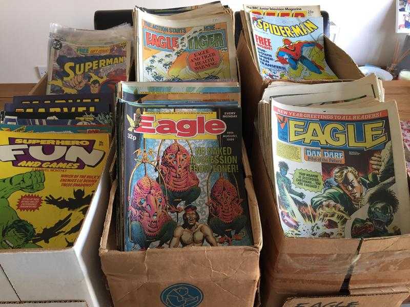 Assortment of about 500 UK COMICS