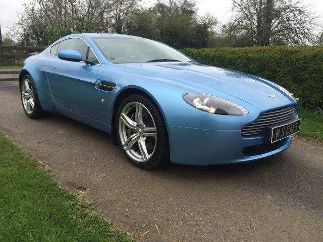 Aston Martin Vantage 2009