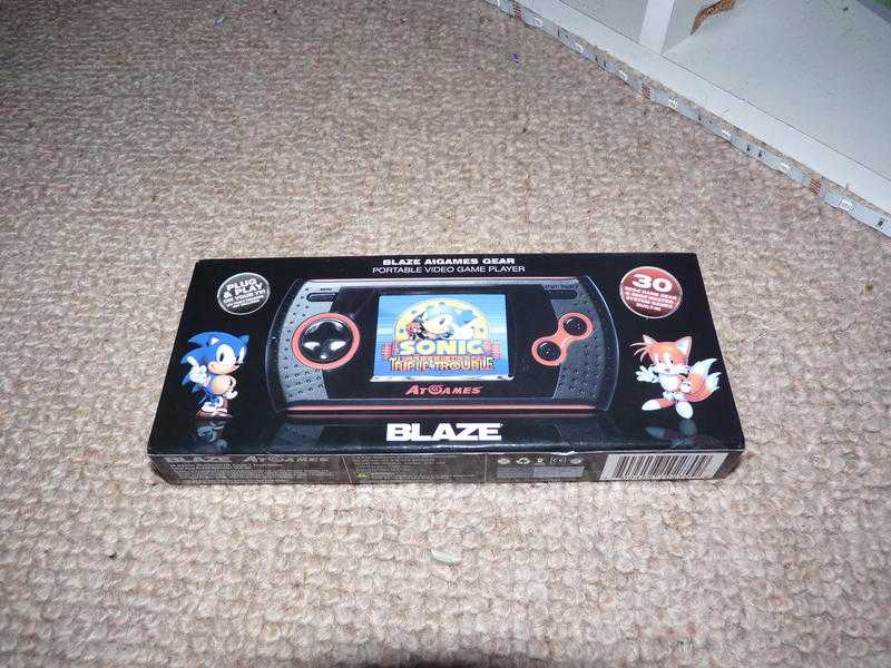 AT GAMES BLAZE Sega handheld 30 games BOXED