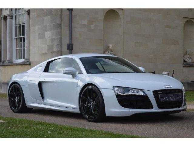 Audi R8 2011