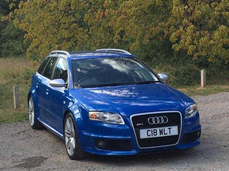 Audi RS4 2006