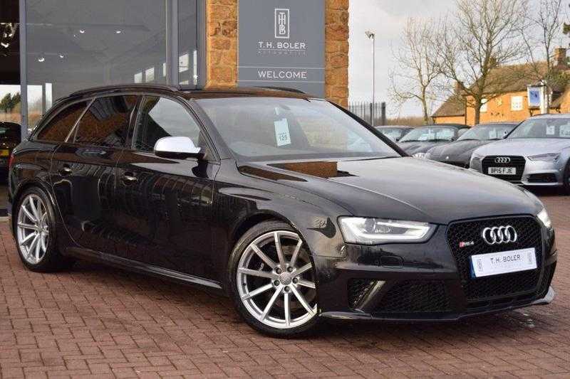 Audi RS4 2013