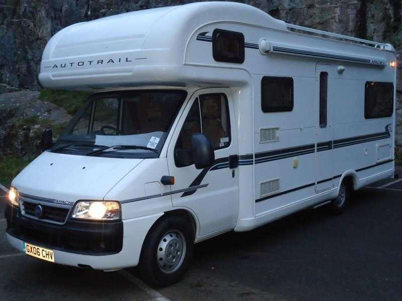 Auto-Trail Apache 700 SE Motorhome 6 Berth 2006