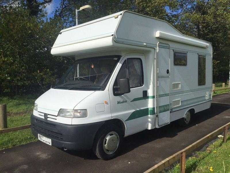 Autohomes Peugeot Boxer 2.5 Diesel 4 Berth 12Mths MOT