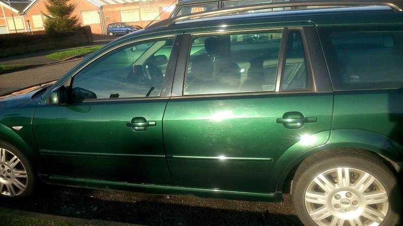 Automatic Ford Mondeo 2004 Estate