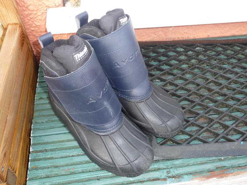 AVANTI CALF RUBBER BOOTS SIZE 8 MENS OR WOMENS