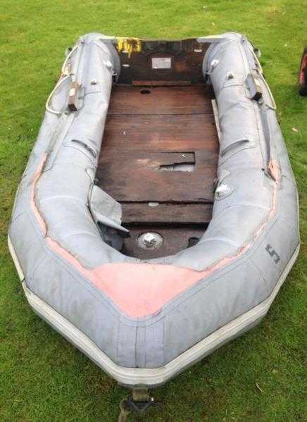Avon S250 Rib with Hand Pullled Trailer
