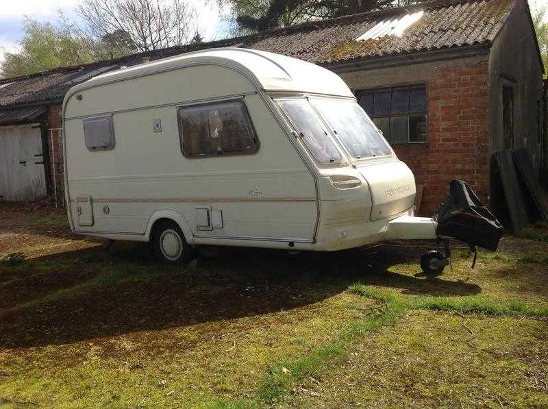 Avondale Wren 2 Birth Tourer Caravan