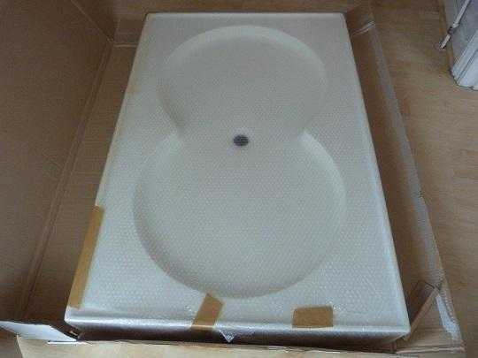 B amp Q  NEW SHOWER ENCLOSER WITH TRAY      STILL IN BOXES