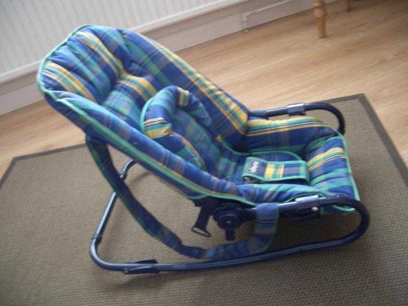 Baby bouncing chair