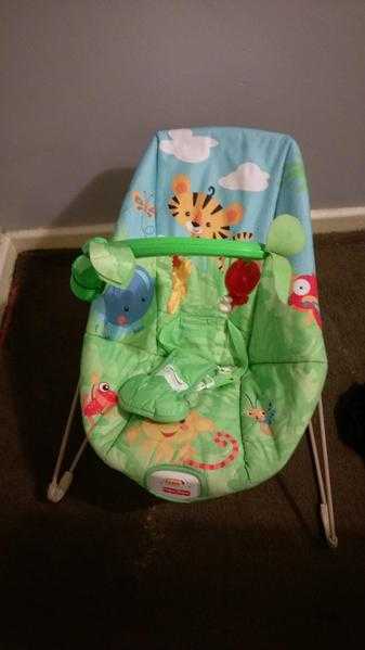 Baby bouncy chair