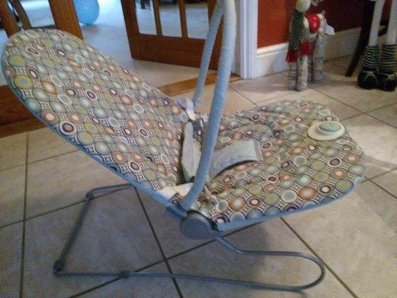 Baby Bouncy Seat (vibrating)