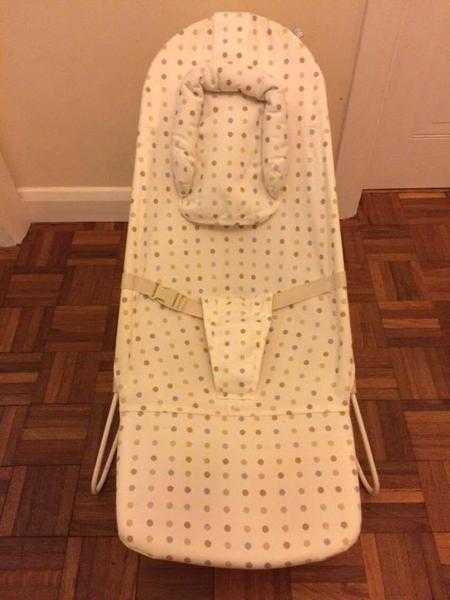 Baby chair bouncer