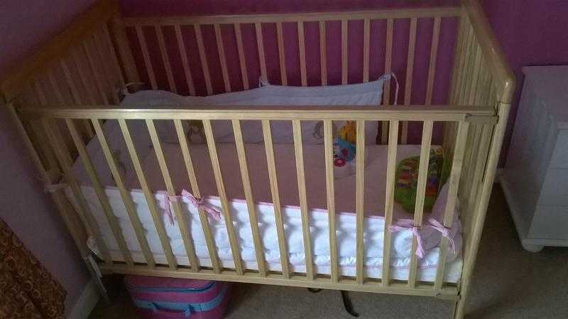 baby  cot 10