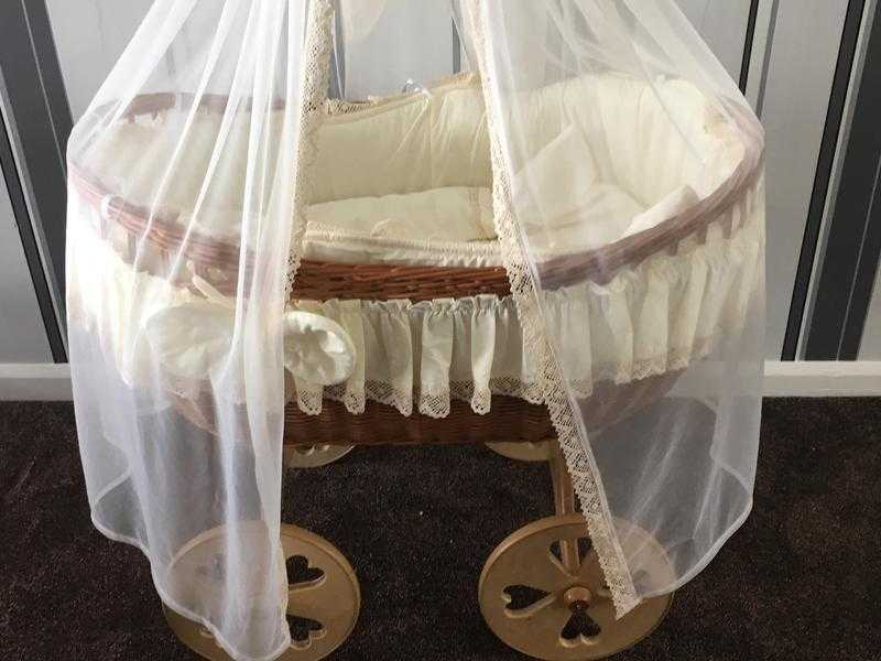 Baby crib